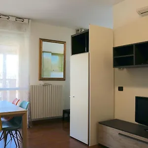 Happy Flat With Terrace Appartement Milan